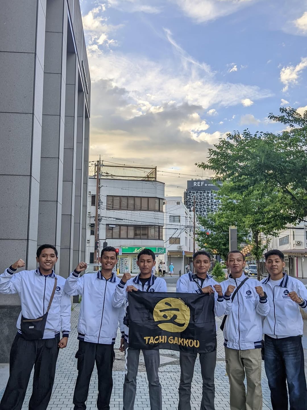 alhamdulillah sudah sampai di 🇯🇵 & berkumpul di senta #lpkjepang #sekolahjepang #magangjepang